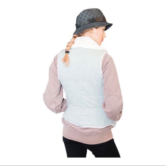 Armani Exchange Vest Size S - Picture 6 of 9